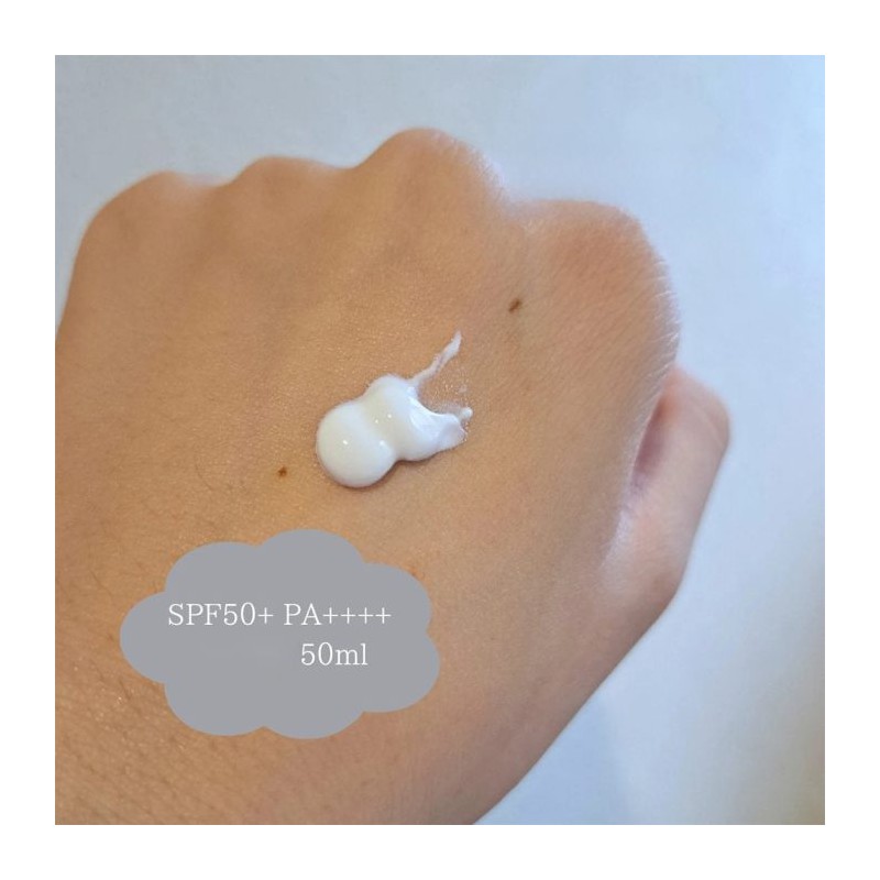 ضدآفتاب تسکین‌دهنده SPF50+ عصاره درخت چای مناسب پوست حساس آنوا Airy Sun Cream حجم 50 میل