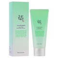 ژل شستشوی لایه بردار ملایم و تسکین دهنده مناسب پوست چرب و مختلط بیوتی اف جوسان Green Plum Refreshing Cleanser حجم 100 میل