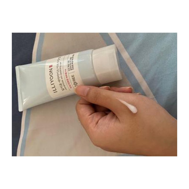 ژل کرم آبرسان و تسکین‌دهنده با سرامید و سنتلا مناسب پوست‌های چرب و حساس ایلیون Illiyoon Ceramide Ato Soothing Gel حجم 175 میل